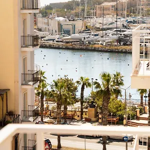 Stuart By Zzzing Pensjonat Gzira